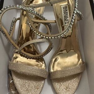 Badgley Mischka Glittering Gold Heels size 8
